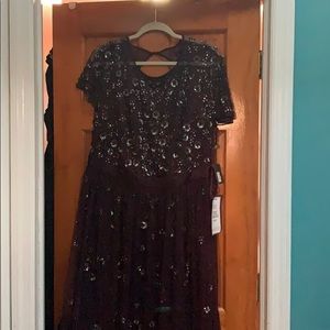 14W Adrianna Papel Sequined Dress.